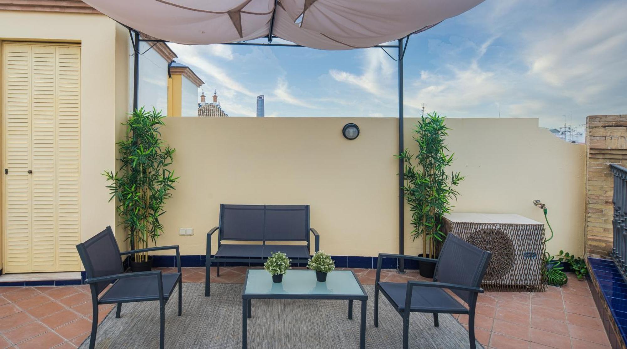 Apartmán Exclusive Triplex With Private Terrace Sevilla Exteriér fotografie